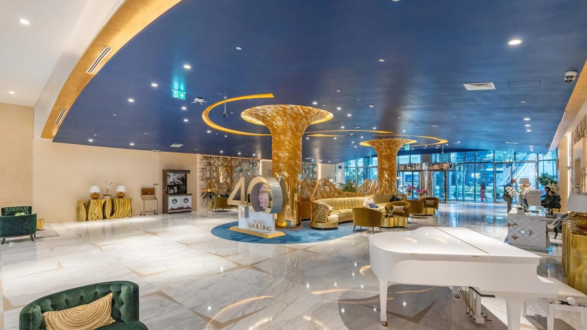 Spacious Luxe Family Apartment With Dubai Canal & Burj Khalifa View